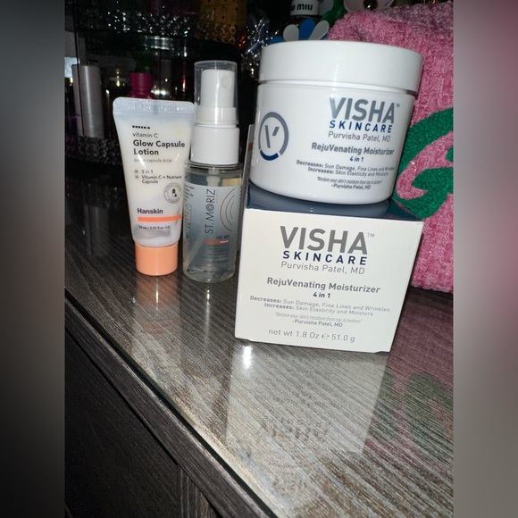 Let'S Get Glowing Skincare Set ($120 Value) - Picture 8 of 12